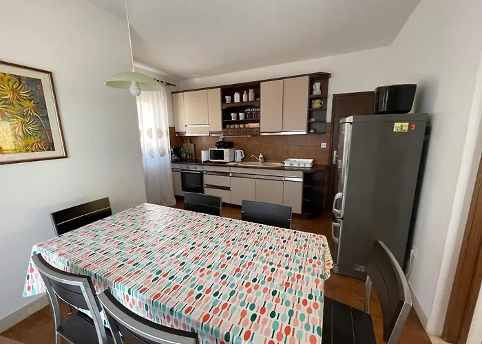 Apartment Mama